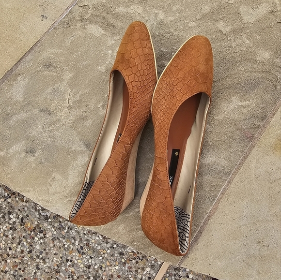 Matt Bernson ballet style low wedges leather 9.5M runs small 8,5..9 - Picture 3 of 14